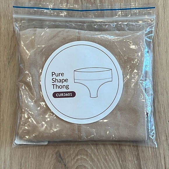 CURVEEZ Pure Shape Thong - Blossom Nude - Picture 7 of 9